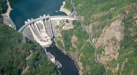 900_barrage.jpg
