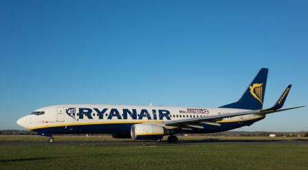 900_RyanAir.jpg
